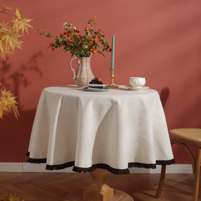 Minimalistisk Lin Fringed Duk i Naturlig Stil