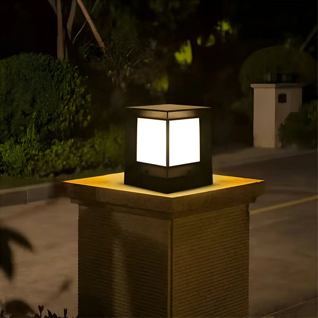 GlowPillar – Elegant Utomhus LED Lampa
