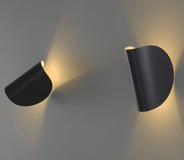 Twist Vägglampa - Rotbar Metallvägglampa - Kurvad Väggsconces
