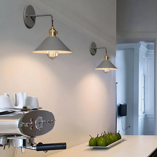 Retro Vintage Vägglampa - Vintage-inspirerad Konformad Metallvägglampa
