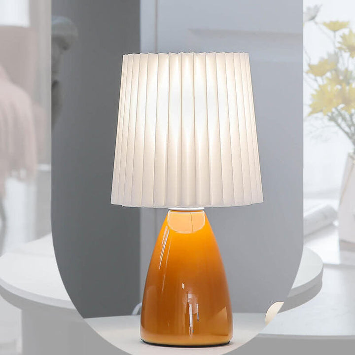 Skandinavisk Retro Bordslampa med Plisserad Skärm och Glasbas