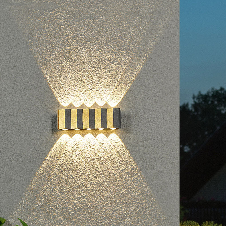 Modern Ljuslyxig Guld Aluminium Utomhus Vattentät Terrass LED Vägglampa