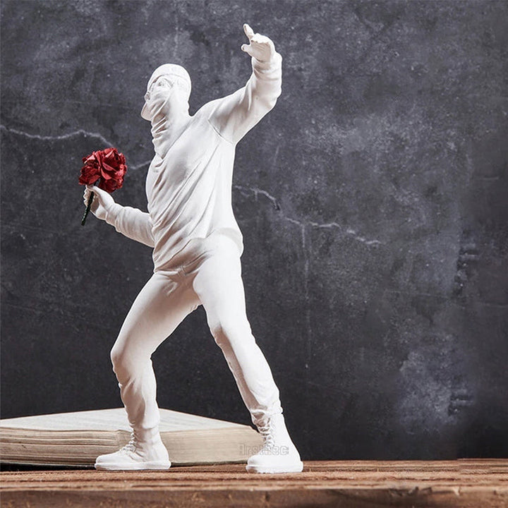 Banksy Blomsterupprorsman Ornament
