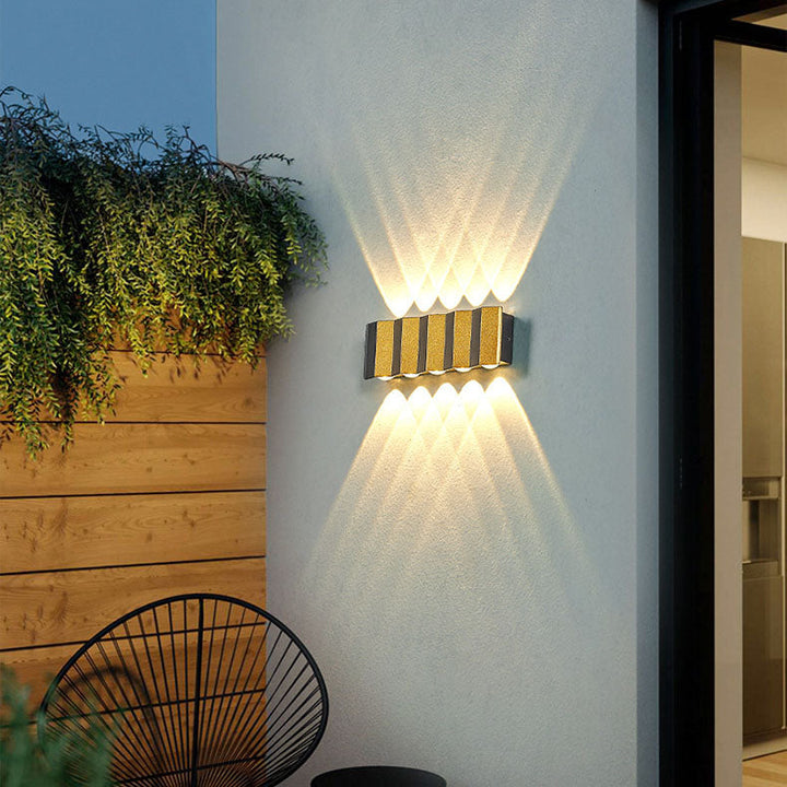 Modern Ljuslyxig Guld Aluminium Utomhus Vattentät Terrass LED Vägglampa