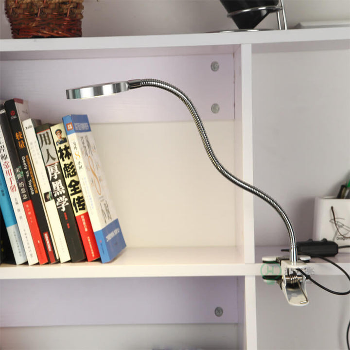 Kreativ enkel USB-byxknapp LED-läsclip-lampa