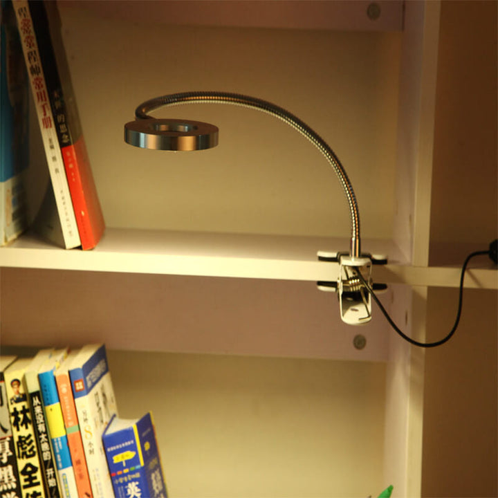 Kreativ enkel USB-byxknapp LED-läsclip-lampa