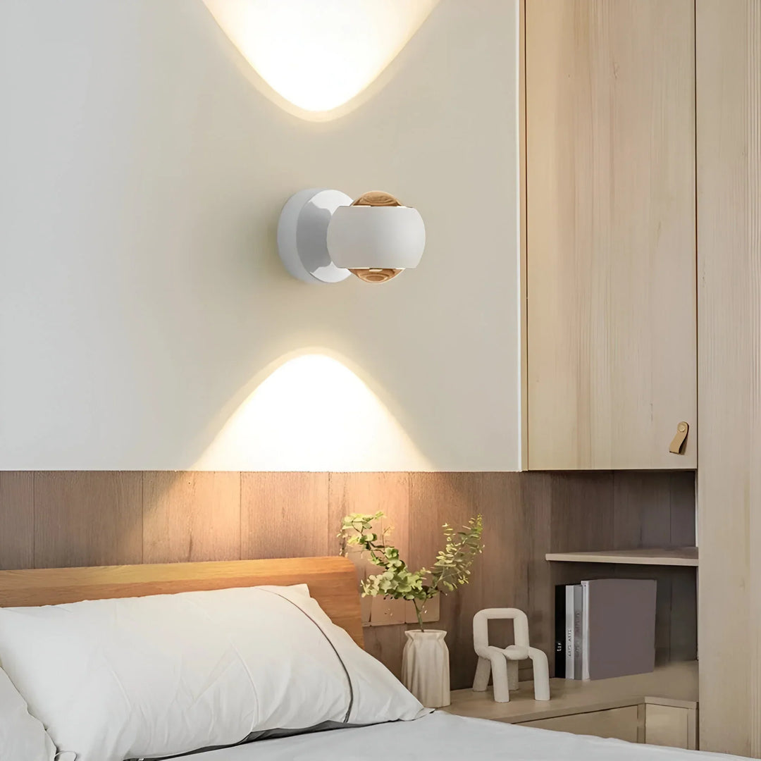 LumiTurn – Justerbar 180° LED Vägglampa