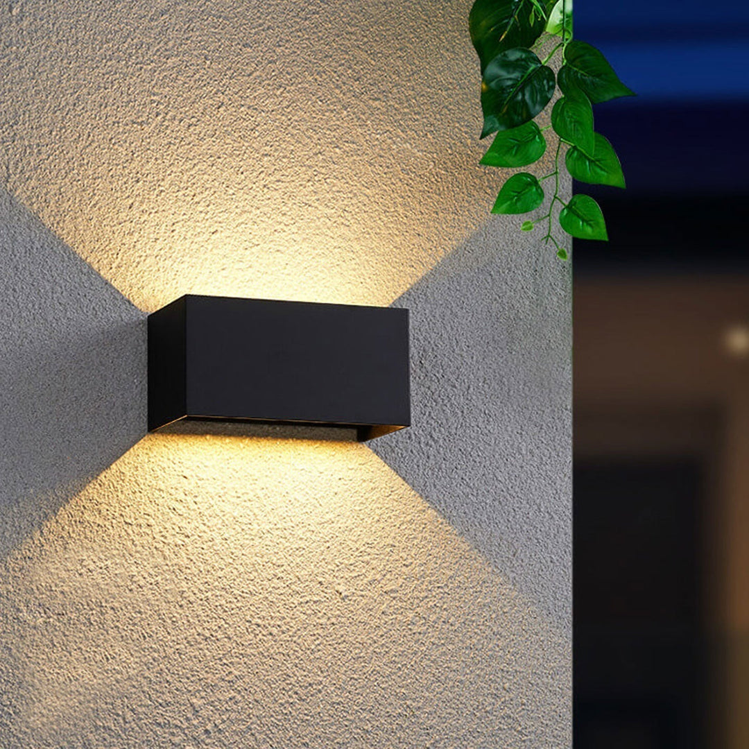 Modern vattentät rektangulär LED-vägglampa för utomhusbruk med upp- och nedljus