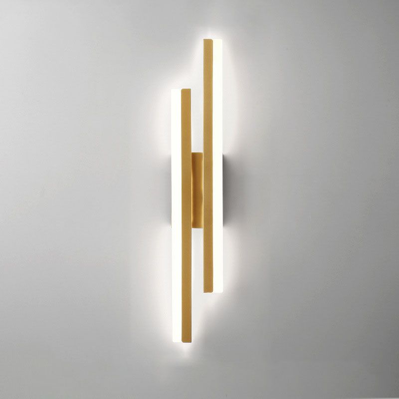 Alana Modern LED Vägglampa - Elegant Svart/Guld Väggbelysning för Vardagsrum och Sovrum