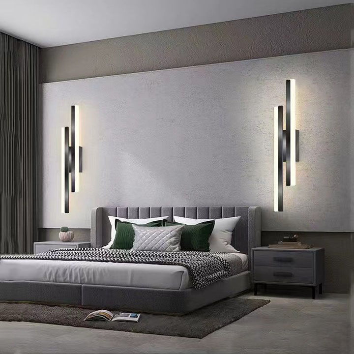 Alana Modern LED Vägglampa - Elegant Svart/Guld Väggbelysning för Vardagsrum och Sovrum