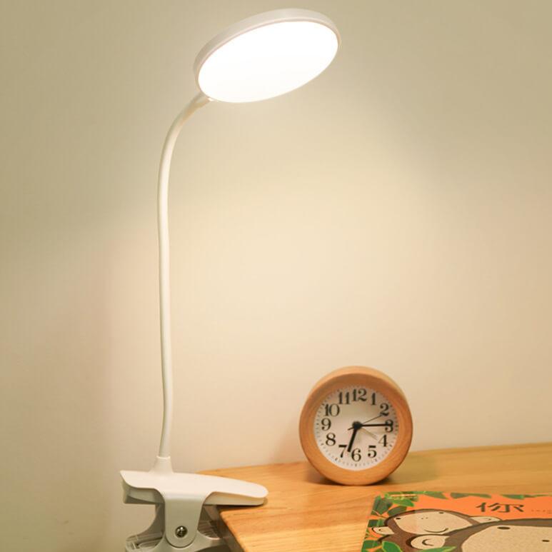 Enkel LED-klämma skrivbordslampa uppladdningsbar ögonskydd nattlampa