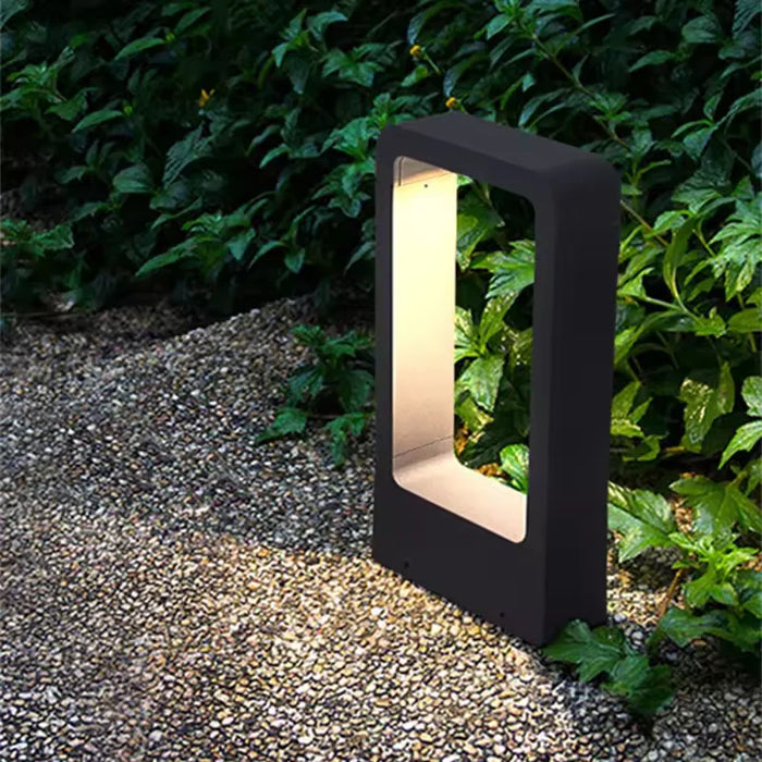 GlowGround – Utomhus LED Trädgårdslampa
