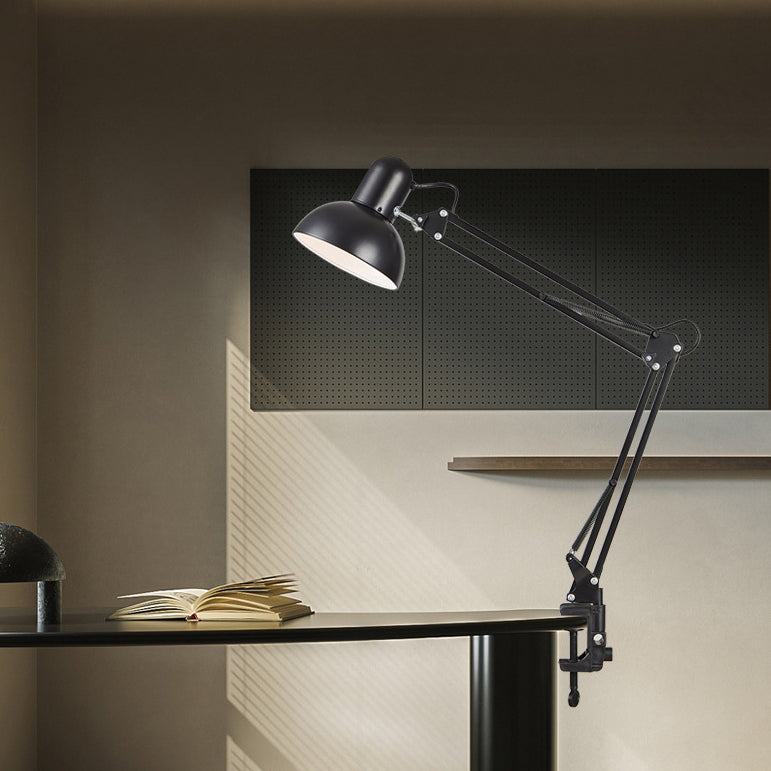 Modern minimalist justerbar bordslampa med lång arm och klämma tillverkad av ABS med 1 ljuskälla för sovrummet