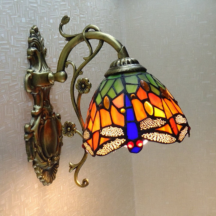 Handskuren Glas Trollslända Vägglampa Tiffany Stil 1 Ljus Väggmonterad Ljuskälla med Snidad Bakplatta