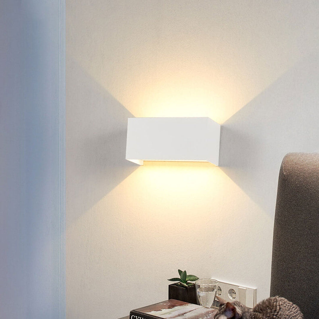 Modern vattentät rektangulär LED-vägglampa för utomhusbruk med upp- och nedljus