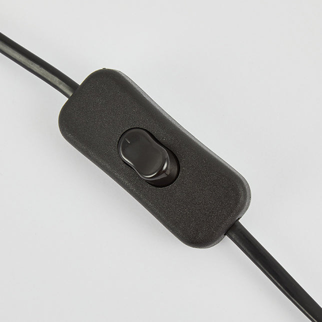 Modern minimalist justerbar bordslampa med lång arm och klämma tillverkad av ABS med 1 ljuskälla för sovrummet