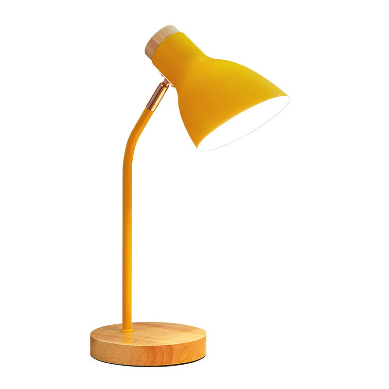 Ficklampformad svängbar bordslampa Macaron Metall 1-lamps nattlampa för barnrum