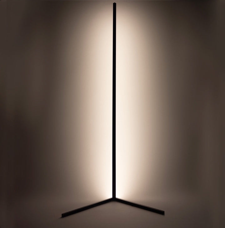 Hörn golvlampa