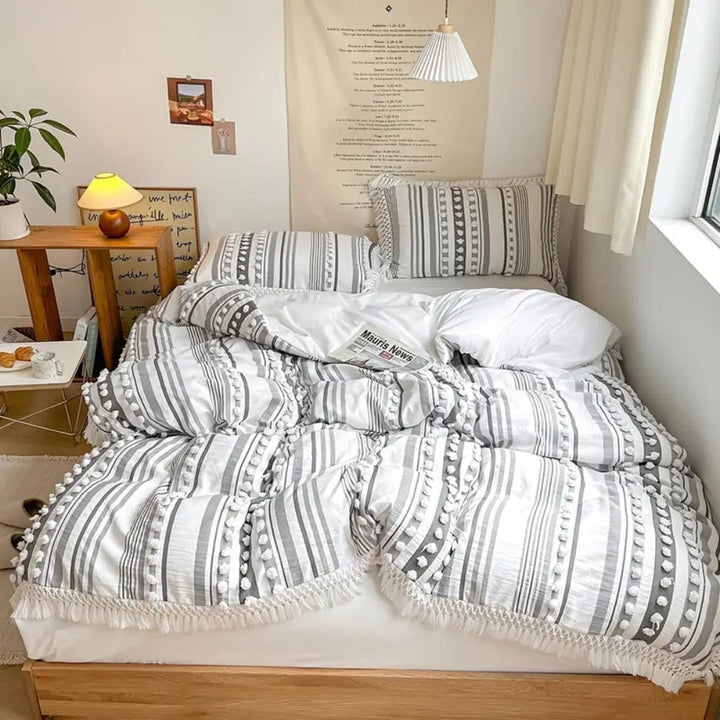Mjukt Randig och Fringed Duvet Set | 3 delar