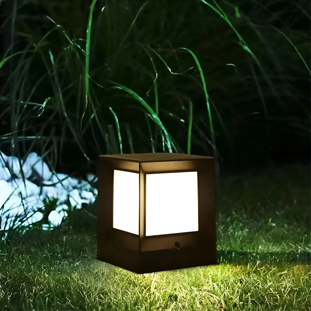 GlowPillar – Elegant Utomhus LED Lampa