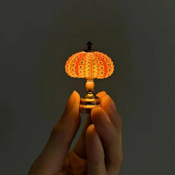 LumiCraft – Unik DIY bordslampa med naturlig sjöborre för en mysig inredning