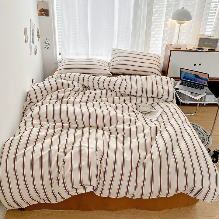Nordiska Randiga Sängkläder Set