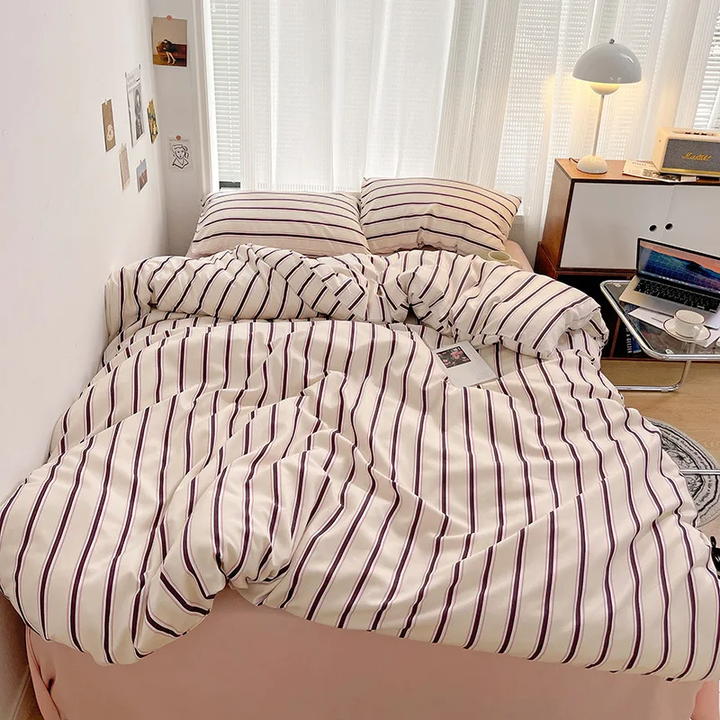 Nordiska Randiga Sängkläder Set