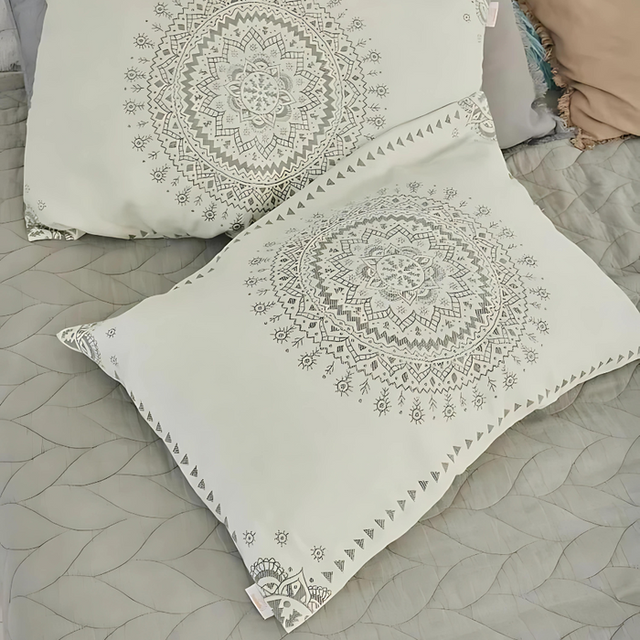 MASI - Mjuk kuddfodral med boho-mönster