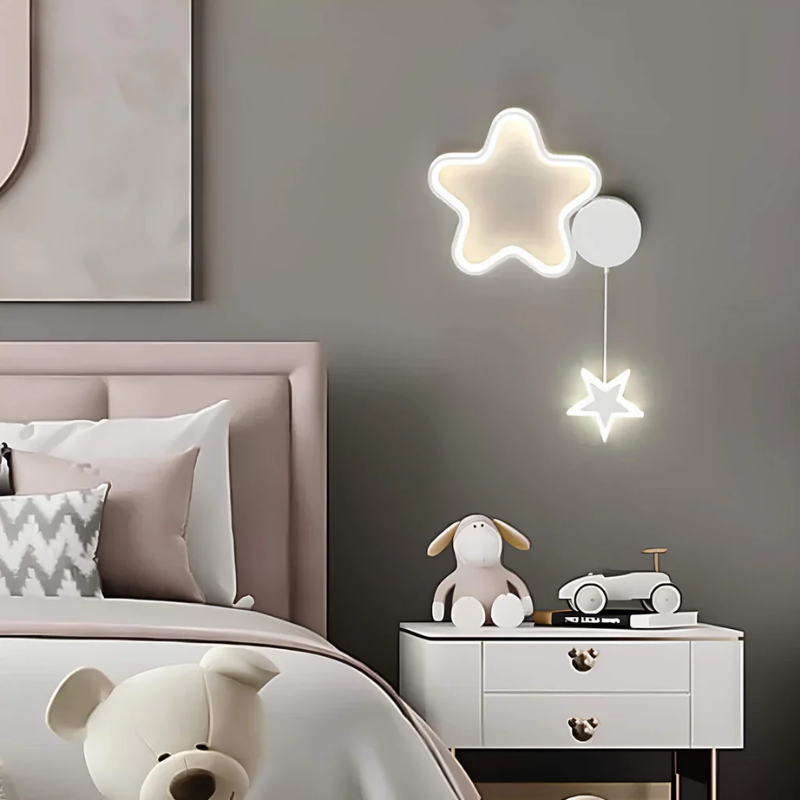 DreamLight | Magisk Vägglampa med Moln, Stjärnor och Måne