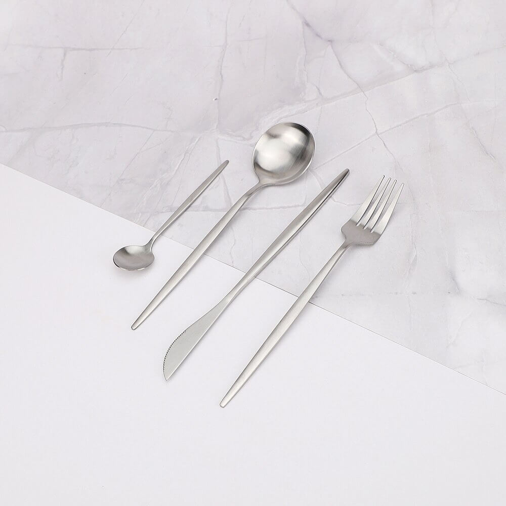 Modern Silverbestick Set