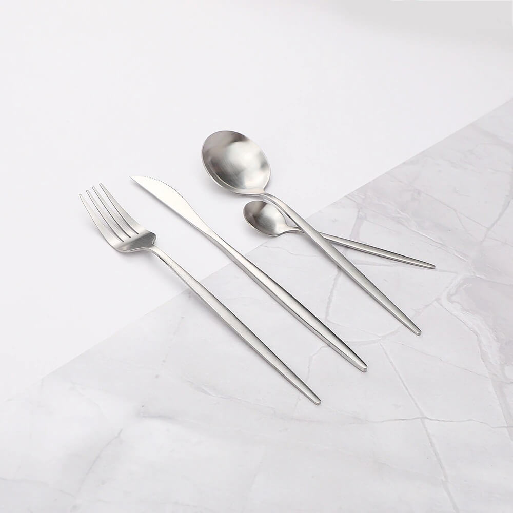 Modern Silverbestick Set