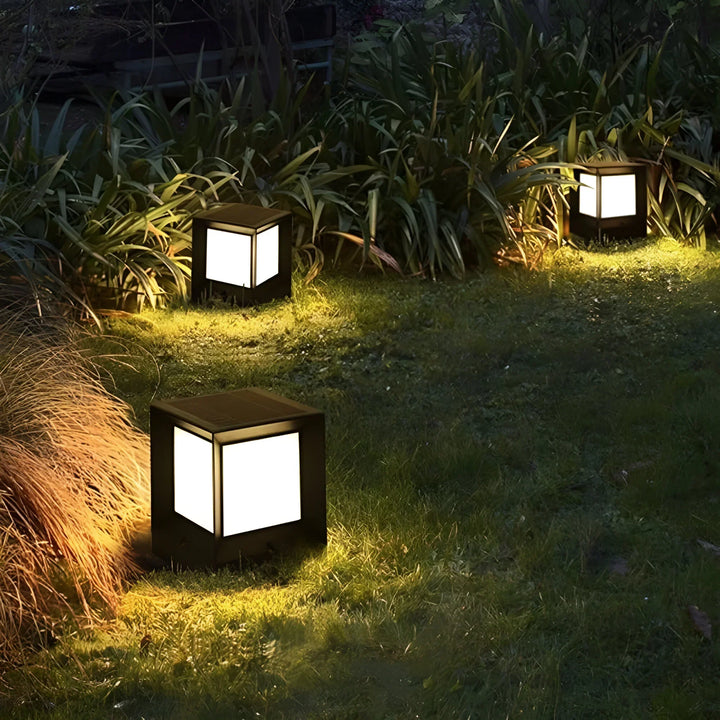 TerraGlow – Solenergi Patio &amp; Trädgårdslampa