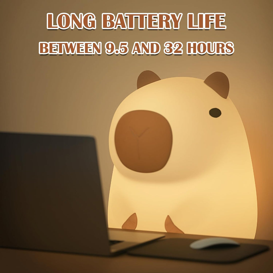 Söt CapySnuggle Nattlampa - Varmt Ljus i Capybara Design