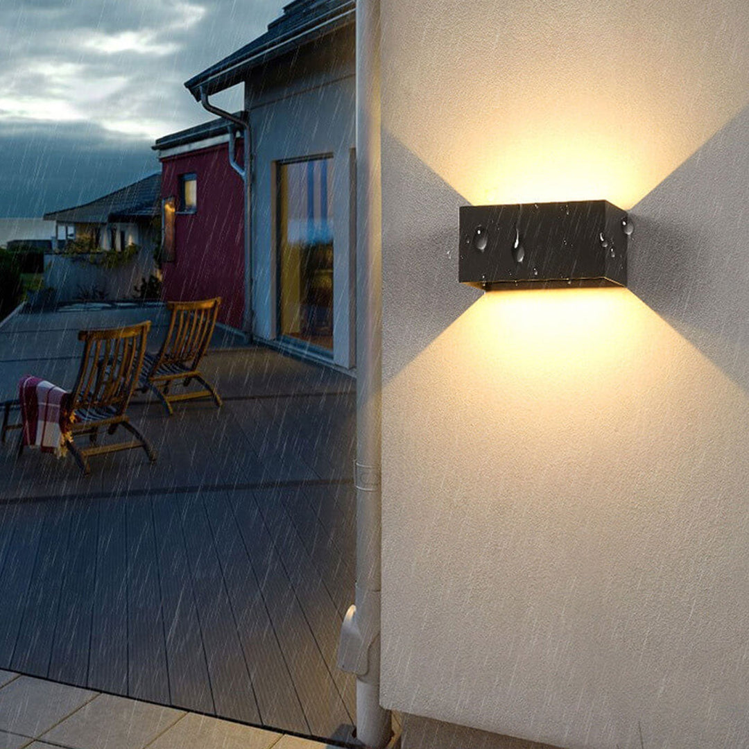 Modern vattentät rektangulär LED-vägglampa för utomhusbruk med upp- och nedljus