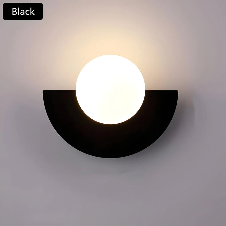 LumiGlow – Modern Halvmåne Vägglampa