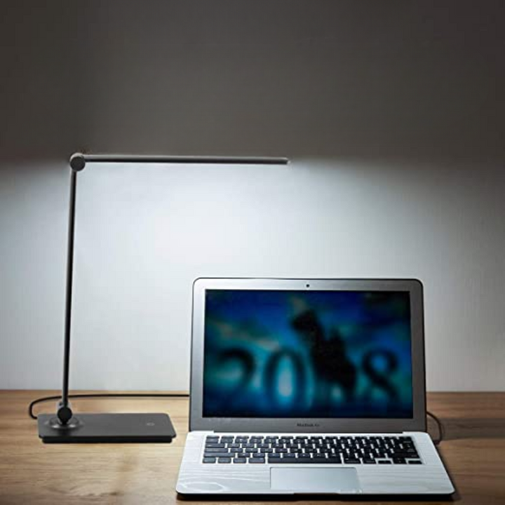 LED-skrivbordslampa, touchkontroll skrivbordslampa med 3 ljusstyrkenivåer, dimbar kontorslampa med justerbar arm, hopfällbar bordslampa för skrivbord, sovrum, nattduksbord, kontor