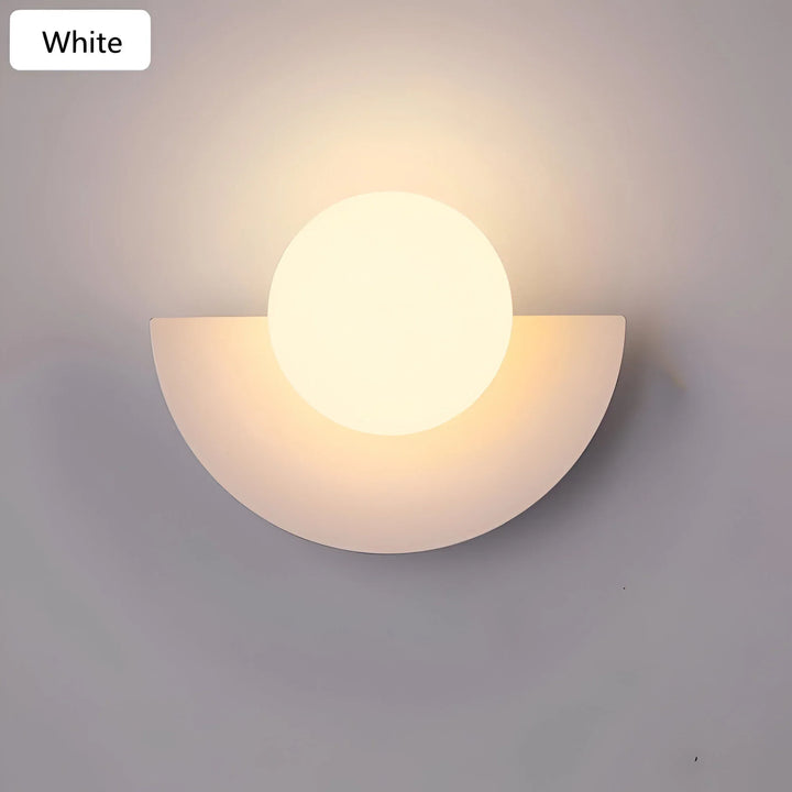 LumiGlow – Modern Halvmåne Vägglampa