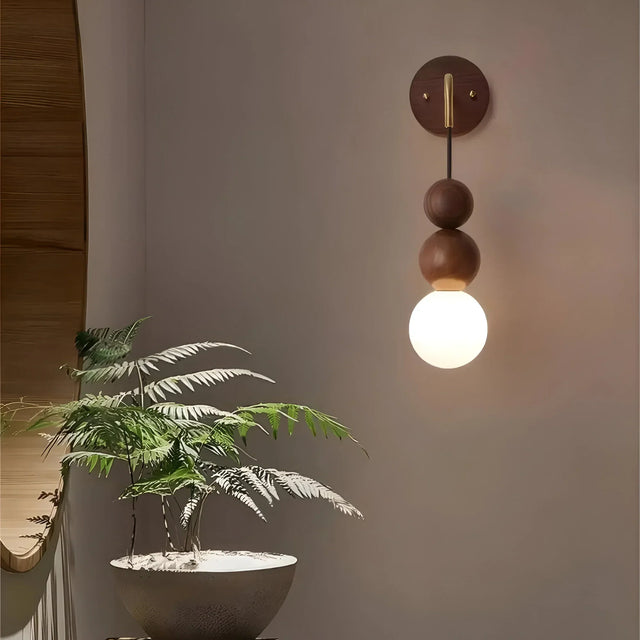 GlowHaven – Valnöt & Mässing Accent Vägglampa