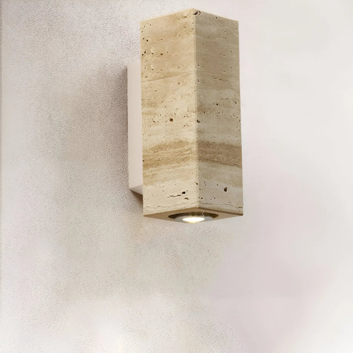 StoneLuxe – Naturlig Travertin Vägglampa