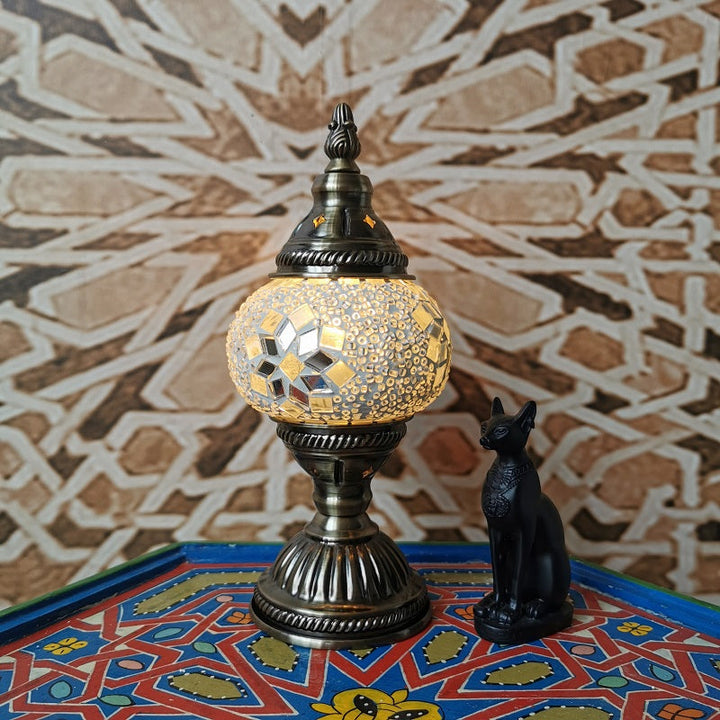 Traditionell Tiffany Oval Glas Järn 1-Lamps Bordslampa för Vardagsrummet