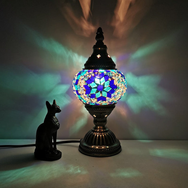 Traditionell Tiffany Oval Glas Järn 1-Lamps Bordslampa för Vardagsrummet