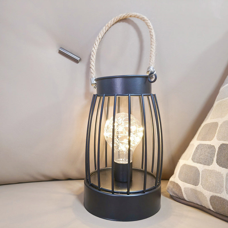 Modern Minimalistisk Vertikal Randig Fyrkantig Rund Järn LED Bordslampa För Vardagsrum