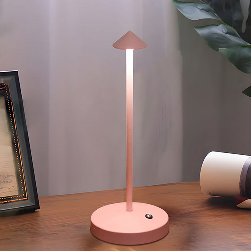 Modern Enkelhet Triangel Kon Rund Akryl Cylinder Järn LED Bordslampa för Vardagsrummet