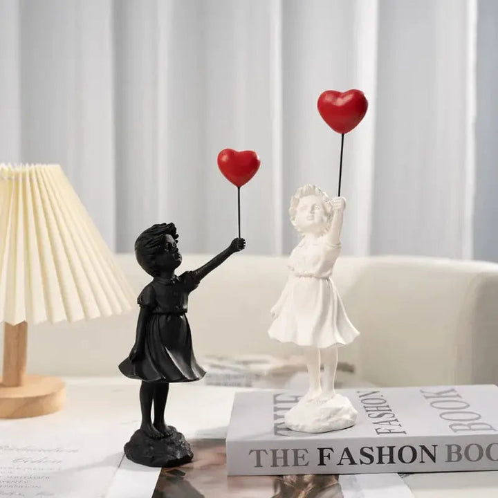 Banksy flygande Ballongflicka Staty