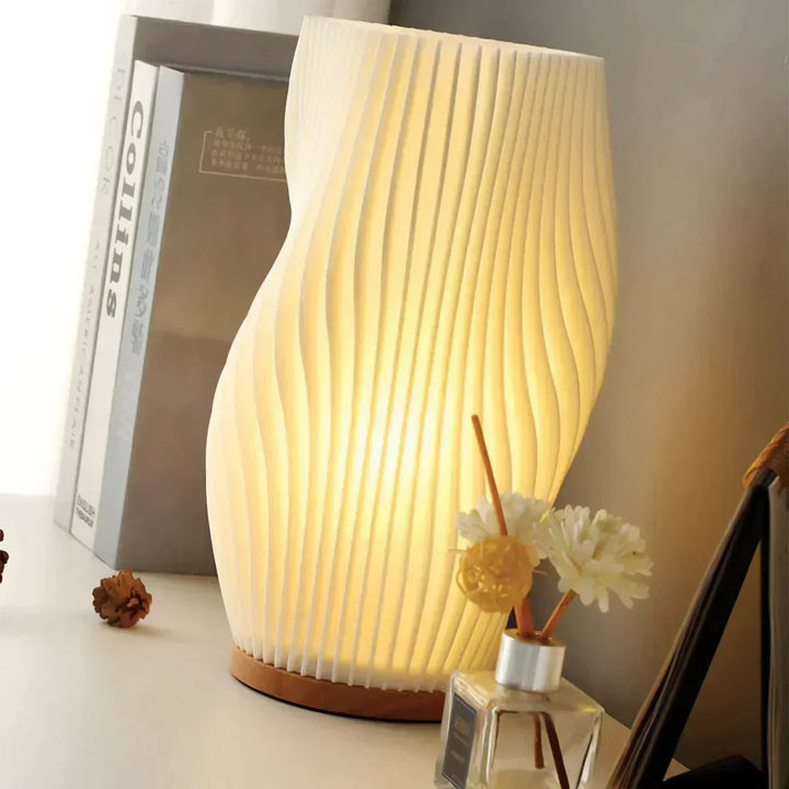 USB-Dreven &amp; Elegant Vågmönster Bordslampa | WaveGlow