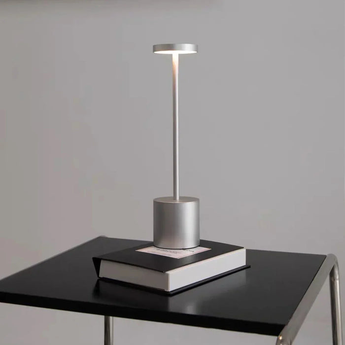 Klassisk trådlös lampa - Touchsensor LED-skrivbordslampa med 3 justerbara färgtemperaturer