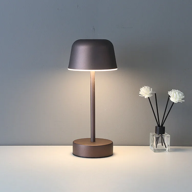 PRISMA PULSE FLARE – Dynamisk LED Bordslampa