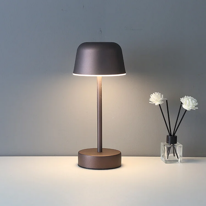 PRISMA PULSE FLARE – Dynamisk LED Bordslampa