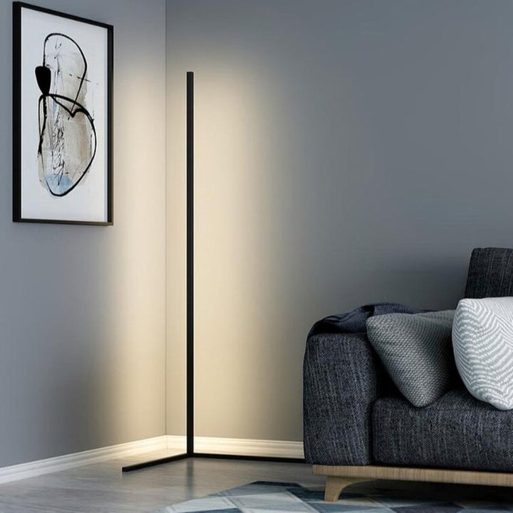 Hörn golvlampa