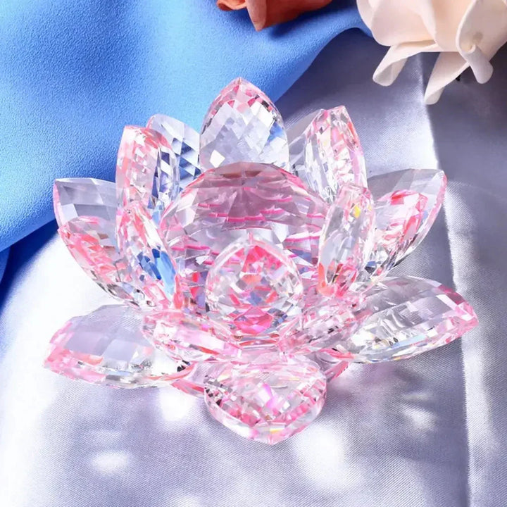 Kristall Lotusblomma Figur Hem Bröllopsdekoration Glas Konst Samling Pappersvikt Kontorsbord Smycken Souvenir Gåvor